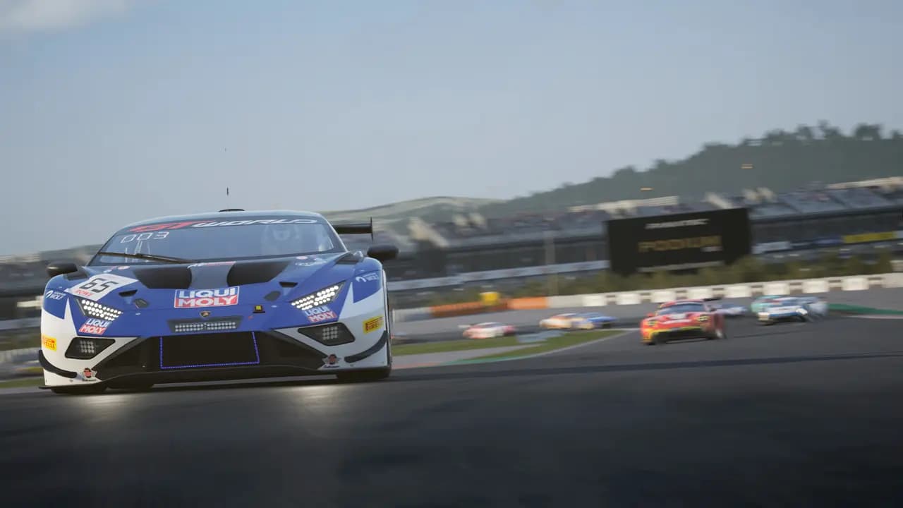 Assetto Corsa Competizione-ის სათამაშო კადრი თამაშის მიმდინარეობისას.