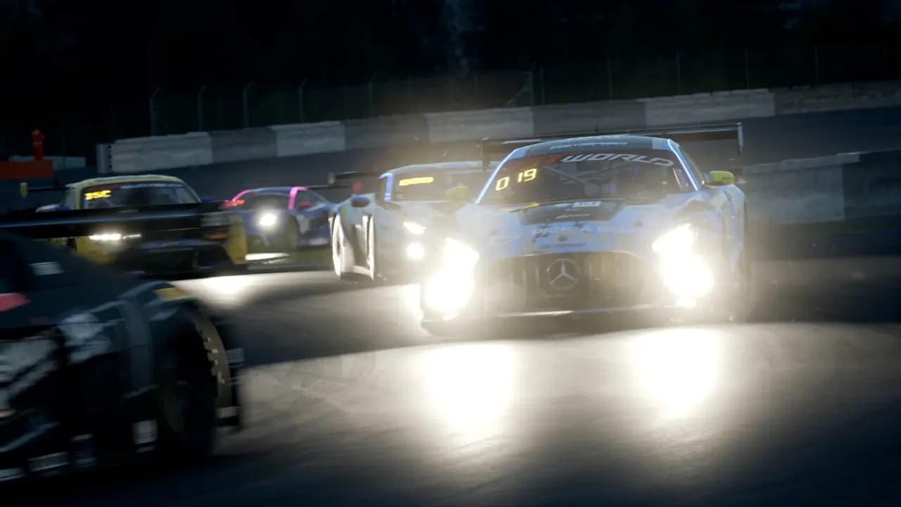 Assetto Corsa Competizione-ის სათამაშო კადრი თამაშის მიმდინარეობისას.