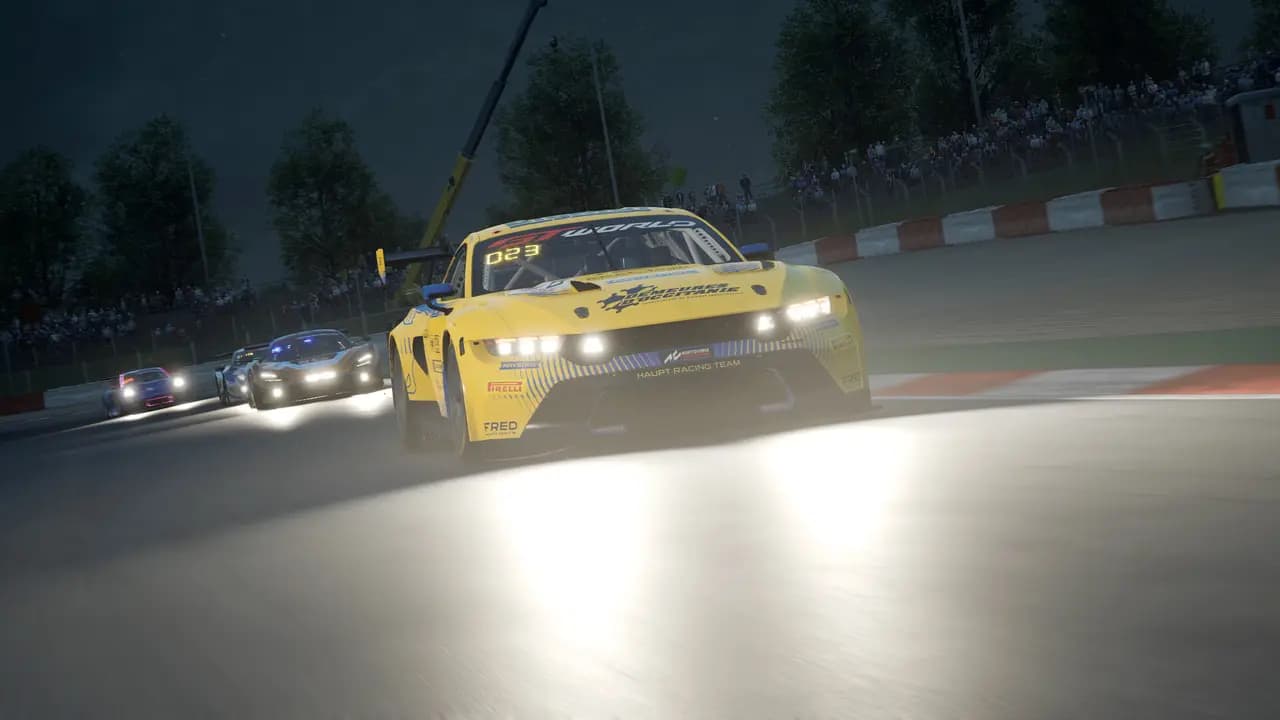 Assetto Corsa Competizione-ის სათამაშო კადრი თამაშის მიმდინარეობისას.