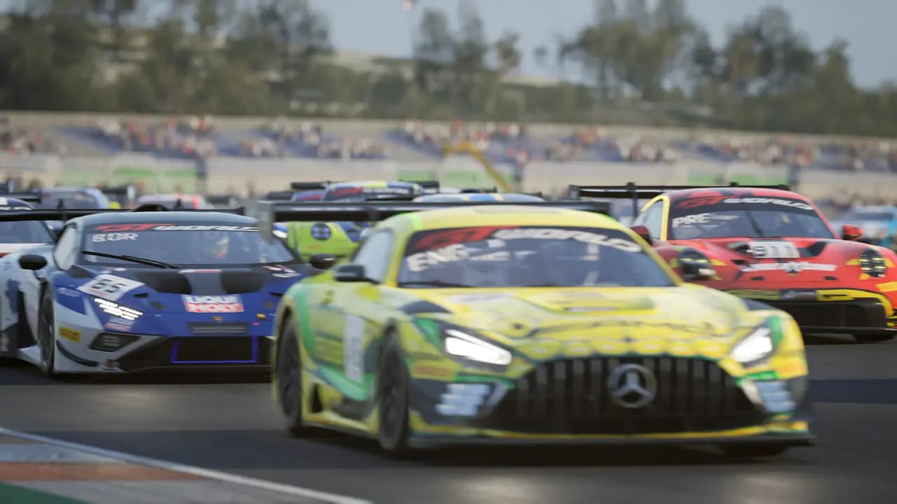 Assetto Corsa Competizione-ის სათამაშო კადრი თამაშის მიმდინარეობისას.