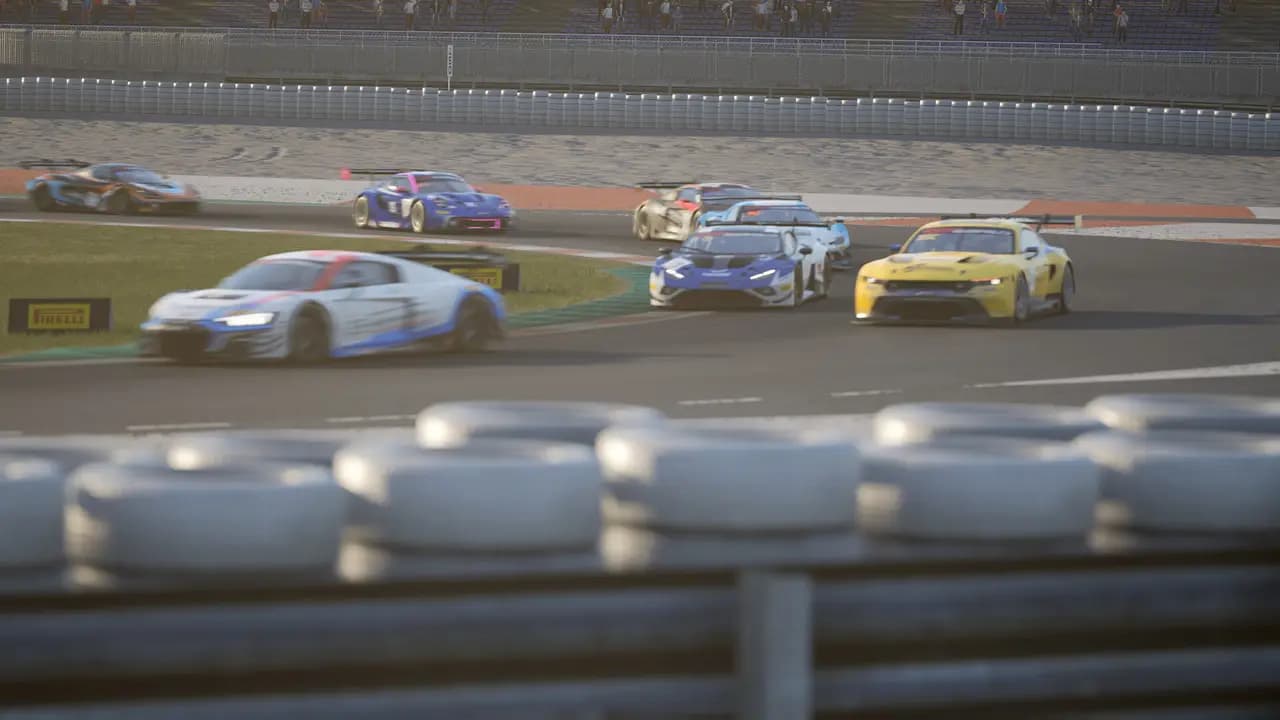 Assetto Corsa Competizione-ის სათამაშო კადრი თამაშის მიმდინარეობისას.
