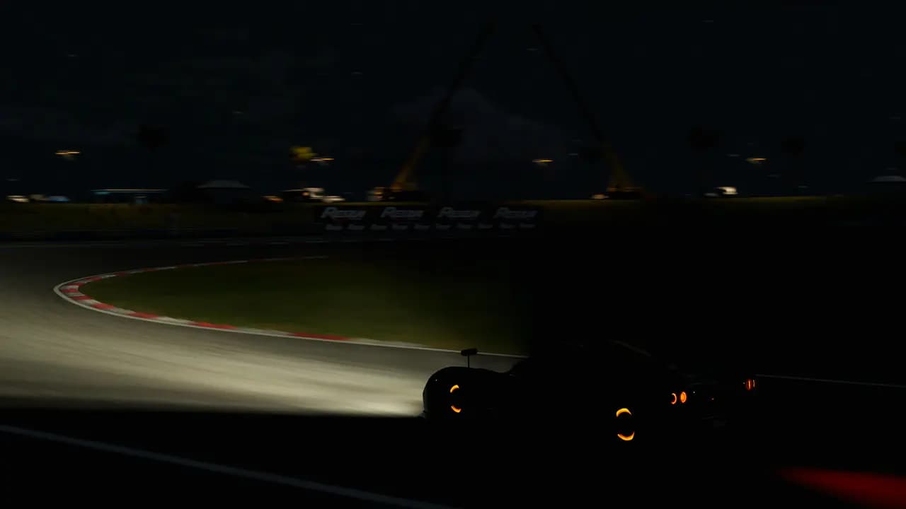 Automobilista 2-ის სათამაშო კადრი თამაშის მიმდინარეობისას.