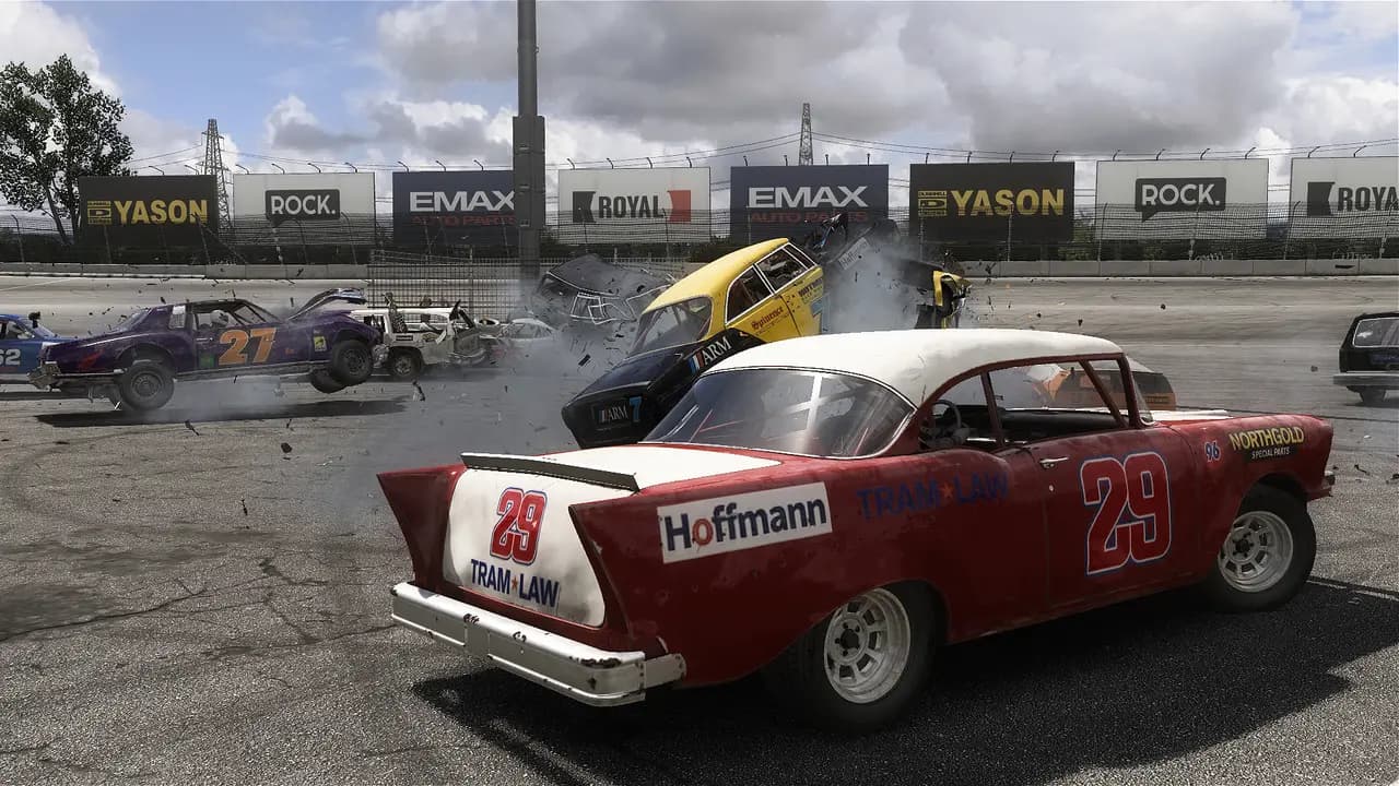 Wreckfest-ის სათამაშო კადრი თამაშის მიმდინარეობისას.